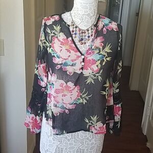 5/$20 Lucy Love blouse
